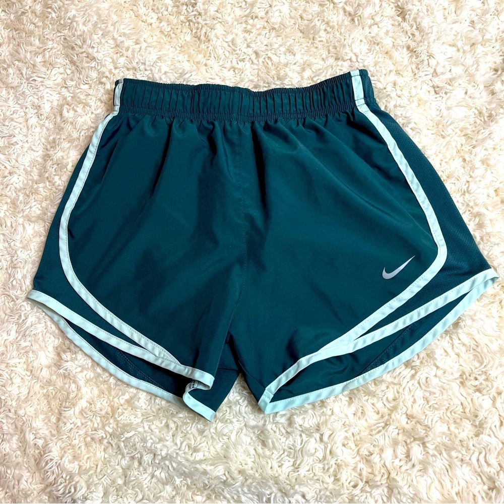 Nike tempo running shorts